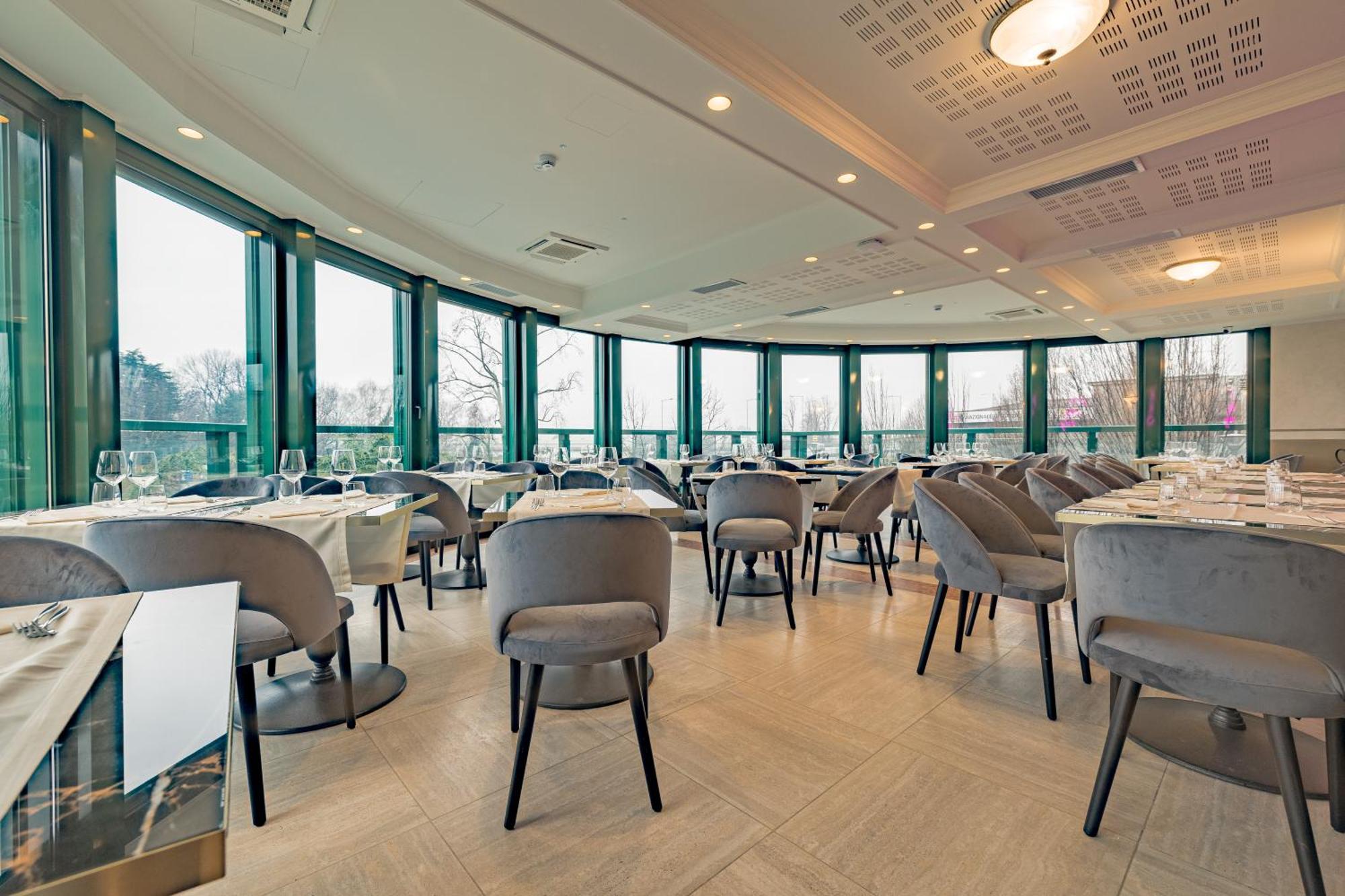 Just Hotel Saronno Exterior foto